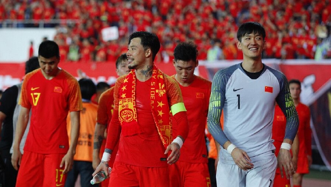 切尔西VS曼联赛事分析[2026年04月17日] 英超争冠与争四白热化：阿森纳优势扩大，曼联维拉平分秋色（最新积分射手榜与赛程解析）